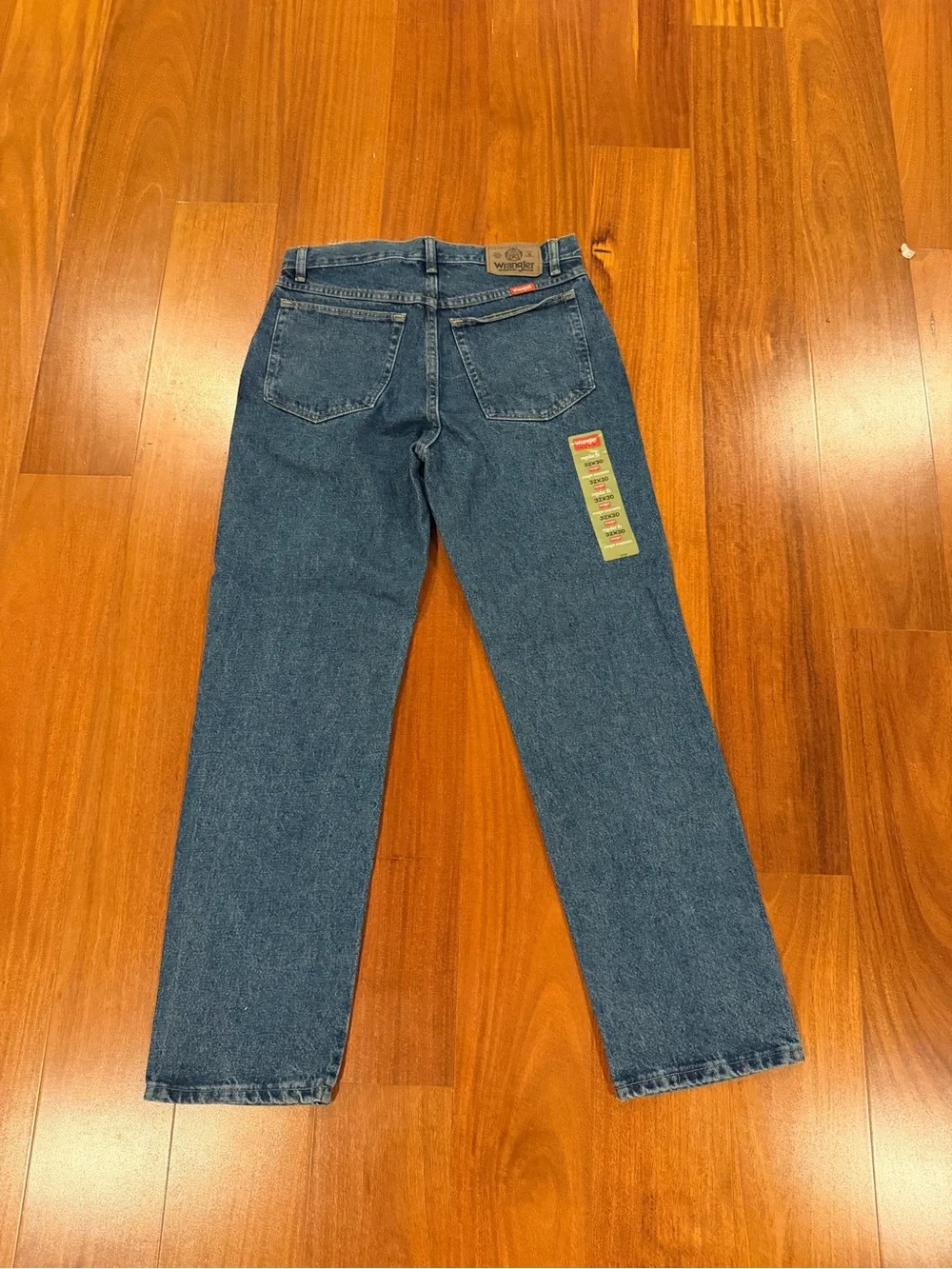 Wrangler Classic Men's Straight-Leg Jeans in Dark Blue